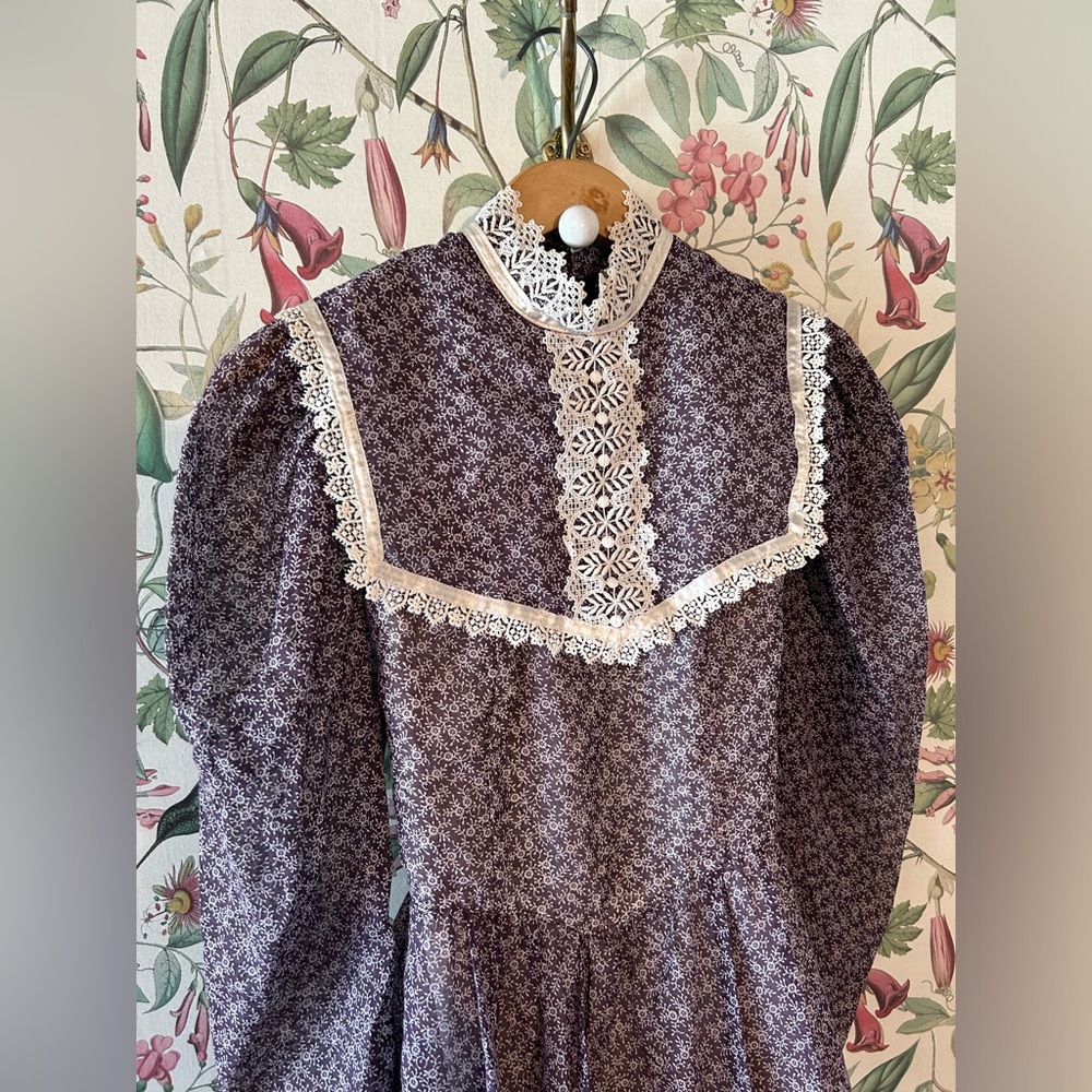 Authentic Floral Purple Gunne Sax - Picture 4 of 6